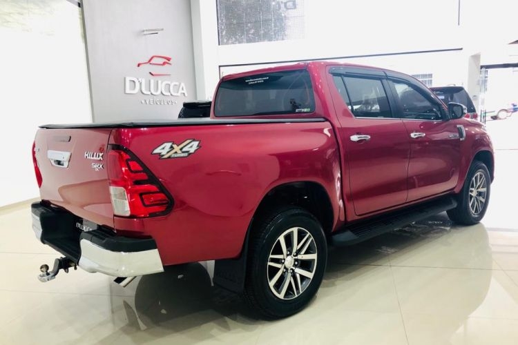 HILUX SRX