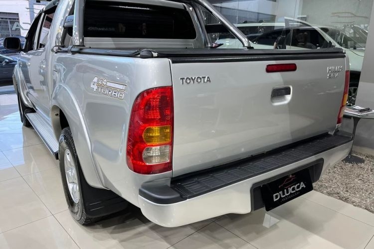 HILUX SRV