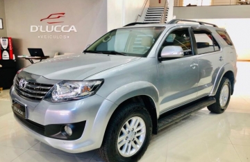 HILUX SW4 SR