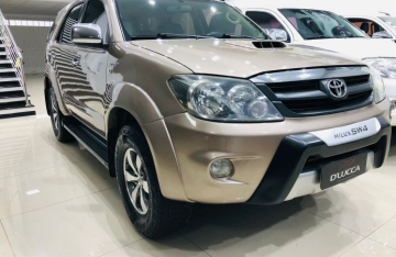 HILUX SW4 SRV